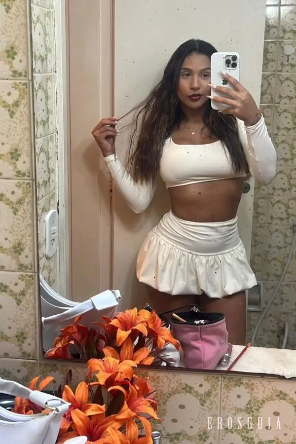 stories-slider-content