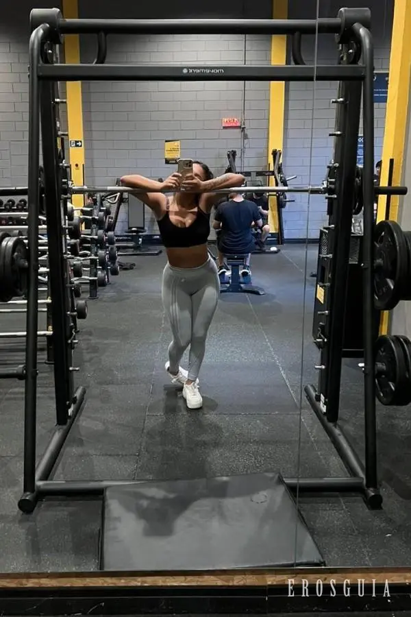 stories-slider-content