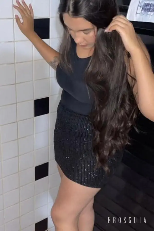 stories-slider-content