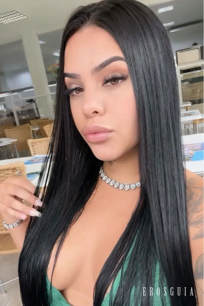 stories-slider-content