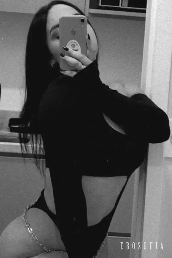 stories-slider-content