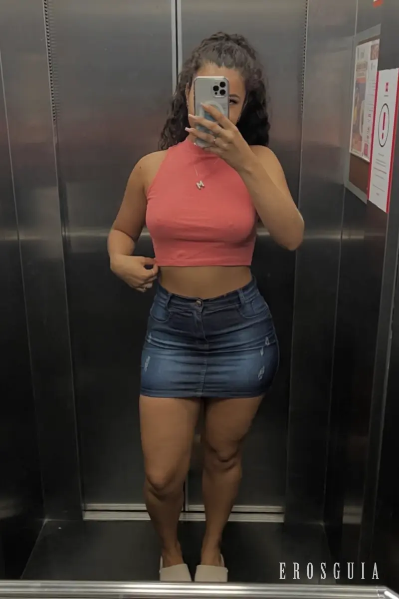 stories-slider-content