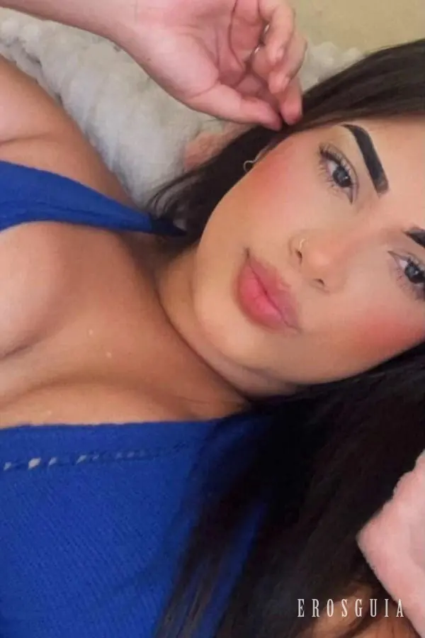 stories-slider-content