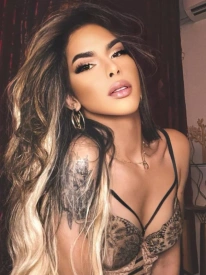 Lorena, travesti em Salvador 81997266628