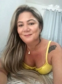 Bia mello, uma acompanhante Coroa independente com fotos atuais