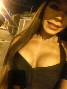 Procurando uma acompanhante? Vick é uma ótima escolha