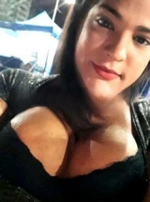 Descubra Brunessa, uma garota de programa de alto nível