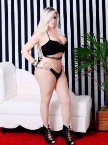 Vanessa levinsky, elegância e classe como acompanhante independente