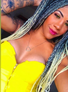 Daffiny, travesti em Londrina 43984410528
