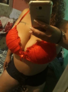 Stela, elegância e prazer entre as acompanhantes mais bem avaliadas