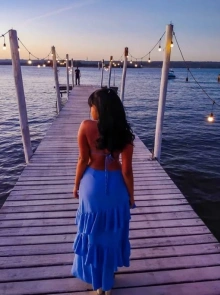 Mariah é a garota de programa ideal para o seu próximo encontro