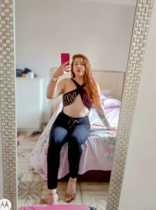 Bianca aguiar  se destaca entre as garotas de programa por sua presença