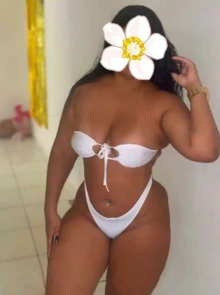 Larissa, acompanhante em Flores independente com fotos atualizadas