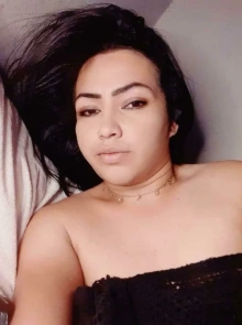 Experiência de luxo com Carolaine, garota de programa independente