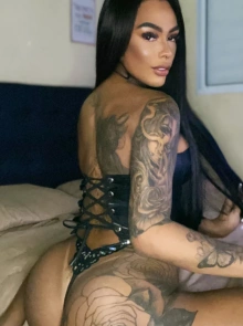 Yanna, travesti em Guarulhos 81987411311