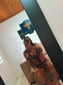 Descubra Morena Greluda , uma das garotas de programa Coroa bem avaliadas
