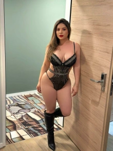 Agenda atualizada de Raissa, acompanhante de luxo