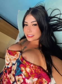 Allana é a acompanhante Com local em Curitiba ideal para o seu encontro