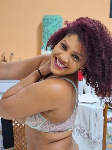 Encontros exclusivos com acompanhantes Mulata em Curitiba como Samantha mulata