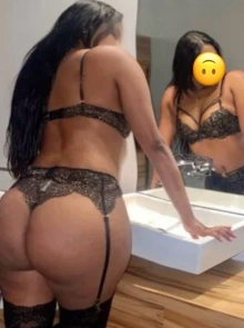 Thayná, Acompanhante em Resende 35997696524