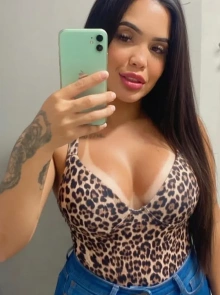 Gabi centro , elegância e classe como acompanhante independente