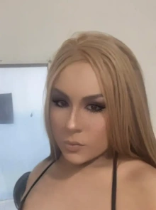 Patrícia é uma das acompanhantes em Messejana com as melhores avaliações