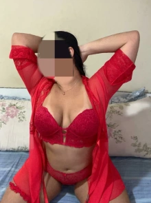 Maya dantas, máximo profissionalismo como acompanhante gordinha em Recife