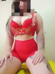 Karol 50 reais, acompanhante disponível agora no bairro Centro