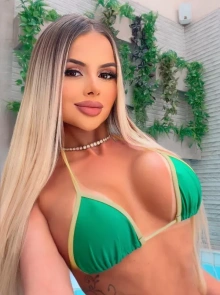 Amanda lage, serviços de garotas de programa Ninfeta em Belo Horizonte de alta qualidade