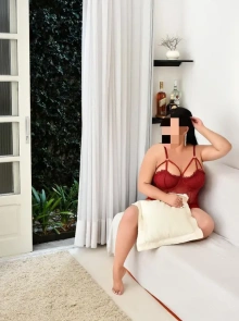 Agata, serviços de garotas de programa grandes-mamas de alta qualidade