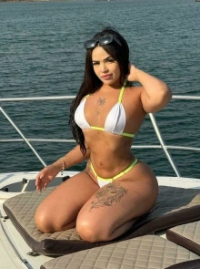Isabella, uma experiência autêntica com garotas de programa Ninfeta em Campinas