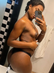 Paula, travesti em Salvador 71991122014