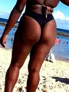 Valentina, Acompanhante em Luziânia 61981877642