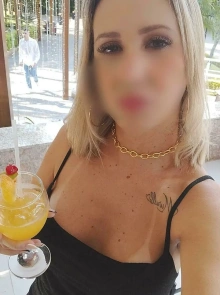 Encontre a Celina Separada em nossos anúncios de garotas de programa verificadas