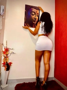 Descubra mulheres como Isa em nossos anúncios de De luxo em Rio de Janeiro