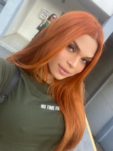 Karlinha, travesti em Recife 45991563468