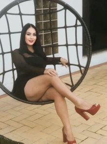 Clara Bueno, Acompanhante em Joinville 47996076266