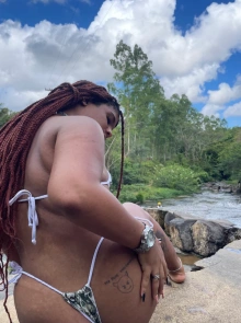 Vanielly, travesti em Recife  81982900700