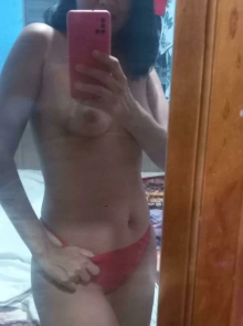 Joice está disponível agora como acompanhante economica em Curitiba