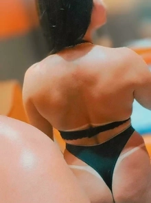 Amanda de bangÚ, elegância e prazer entre as acompanhantes mais bem avaliadas