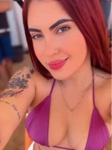 Julia, Acompanhante em Varginha 71996436343