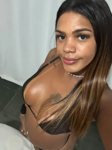 Encontros exclusivos com acompanhantes Com local em Rio de Janeiro como Milena