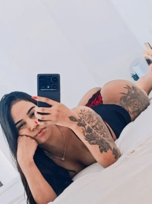 Conheça Nathi alvss, uma acompanhante com serviços verificados