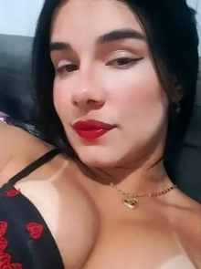Isabella, uma das acompanhantes em Montes Claros mais procuradas