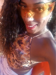 Chaycolatte!, acompanhante independente com disponibilidade imediata