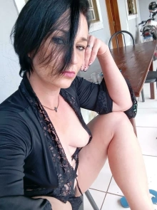 Encontre a Geise em nossos outros anúncios de garotas de programa coroa em Goiânia