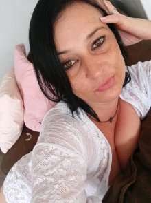 Geise está disponível agora como acompanhante VIP profissional