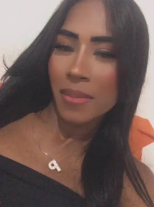 Driellyy  se destaca entre as garotas de programa por sua presença