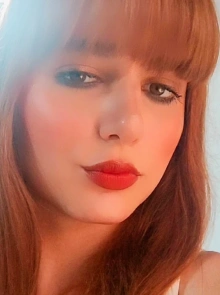 Descubra Charlotte ruy b, uma garota de programa de alto nível