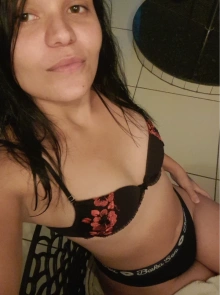 Poliana, Acompanhante em Itaúna 27996069412